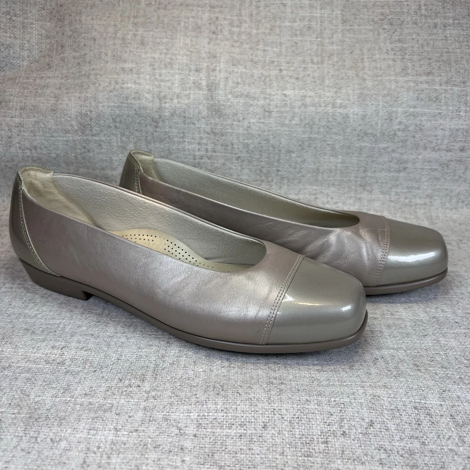 SAS Coco Beige Perla Cuero Plano Charol Puntera Cómoda Talla 9.5 Estrecha Fiesta Foto 1 de 4