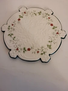 Pfaltzgraff Winterberry Coprifiocco di Neve 9" Vacanze di Natale - Foto 1 di 5