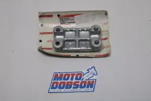 Ducati Monster 400 600 900 36010161C Handlebar Bracket, Upper - Picture 1 of 3