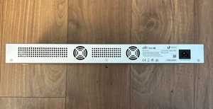 Ubiquiti Networks USG-PRO-4 Enterprise Gateway Router with Gigabit Ethernet - Afbeelding 1 van 2
