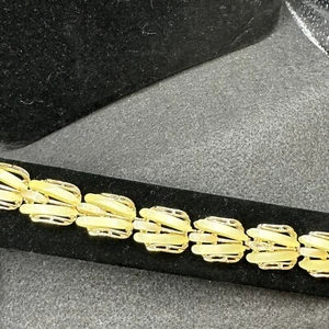 Vintage Yellow Glow Thermoset Rectangle Gold Tone Bracelet Green - Picture 1 of 9