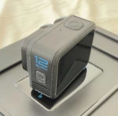 GoPro HERO 12 Black Action Kamera - Schwarz  TOP-Zustand + Zubehörpaket - Bild 1 von 4