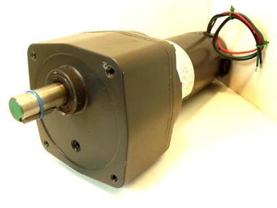 New Dayton 6ML69 DC Gearmotor:  1/4HP, 90V, 27RPM, 305in-lbs, 91:1, 1.5A, 1.38FF - Image 1 of 4