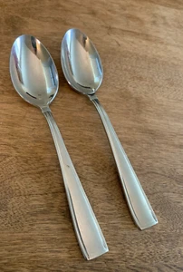 Ovaler Suppenlöffel Benson Reed Barton 18/10 Edelstahl glänzend Umriss mit 2 Plätzen - Bild 1 von 2