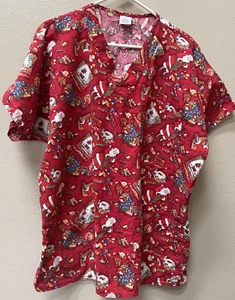 S.C.R.U.BS. Brand Women’s Scrub Top Size Large 3 Pockets Santa on Red - Picture 1 of 8