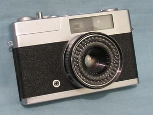 Montgomery Ward XP 500 35mm Camera + Hexar 40mm f/2.8 Lens with Case - Picture 1 of 8