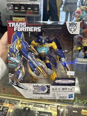 Transformers Generations SKY-BYTE Predacon Thrilling 30th Anniversary 2014 - Image 1 of 4