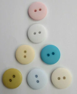 Runde Knöpfe Smartie Style 15 mm 2 Loch Neuheit Knopf - 7 Farben - 10% Multibuy - Bild 1 von 16