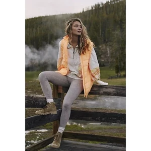 Free People On The Move Packable Puffer Vest in Neon Orange Size Large - Picture 1 of 10