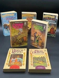 Katherine Kurtz Lot 7 Histories of King Kelson Chron Deryni Camber of Culdi - Foto 1 di 24