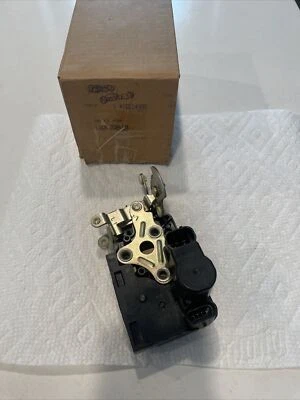 Nuevo GM 16624995 1994-99 Oldsmobile 88 LH cerradura puerta trasera pestillo OEM Foto 1 de 4