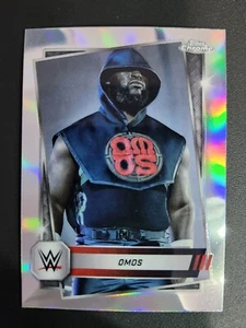 2025 Topps Chrome WWE #53 OMOS SILVER REFRACTOR - Picture 1 of 2