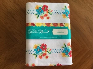 Pioneer Woman 1yd Fabric Cotton Petal Party White Floral Sewing Quilting Crafts - Picture 1 of 2