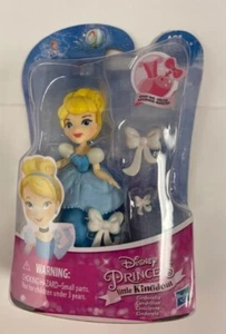 NUEVA Muñeca Disney Princesa Pequeño Reino Snap Ins CENICIENTA - Imagen 1 de 1