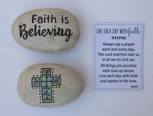 DD1 Faith is believing cross LIVE EACH DAY WITH FAITH message stone Ganz garden - Picture 1 of 3