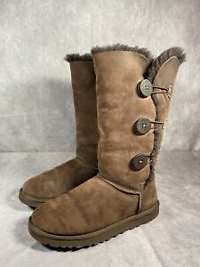 UGG Women Bailey Button Tall Triplet Chocolate Suede Fur Lined Boots 1873 Size 8