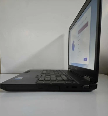 DELL Latitude E5540 15.6", 128GB SSD, i5 CPU 1.60GHz, 4GB RAM, Win 11 Pro - Image 1 of 4