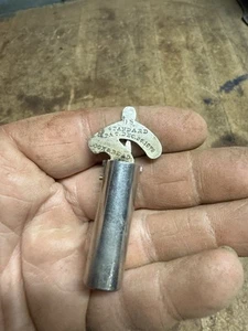 Raro fischietto PAT 1876 U.S. Standard Guarda e Leggi Note Musicali Pitch Pipe Tuning - Foto 1 di 12