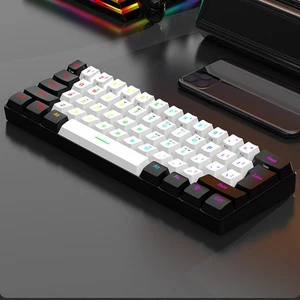 Kompakte kabelgebundene Gaming Tastatur 60 mit RGB Hintergrundbeleuchtung und ergonomischem Design - Bild 1 von 13