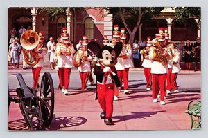 Postal de Mickey Mouse y la banda de Disneyland Anaheim, CA California - Imagen 1 de 2