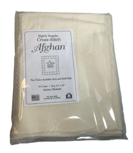 "Tela punto de cruz afgana alfabeto 18 quilates crudo 54x60"" artesanías ligeramente irregulares" - Imagen 1 de 2