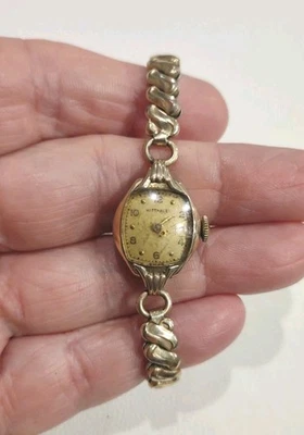 Vintage Wittnauer Women's 10KT GF 17J Swiss Manual Watch, Repair, Parts, O55 - image 1 of 4