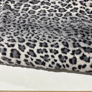 Faux Fur Snow Leopard Print Fabric Remnant 70”x60” Soft Plush – As Is - Picture 1 of 3
