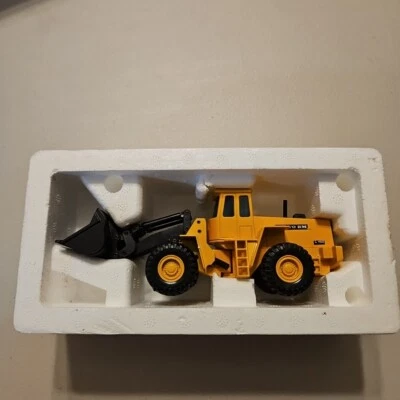 1/50 Scale Diecast Joal Compact Volvo BM L160 Loader D0442 LZ - Image 1 of 4