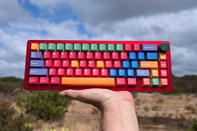 65% Muted Aluminum Wireless Mech Keyboard | Lubed Linear | Handarieit Keycaps - Image 1 of 4