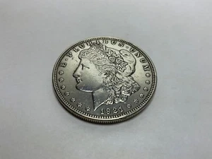 1921 Morgan Silver Dollar (Philadelphia Mint) F-04 - Picture 1 of 2