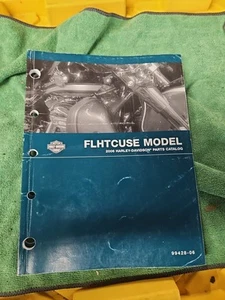 2006 Harley Ultra Cvo Flhtcuse Parts Catalog 99428-06 - Picture 1 of 1