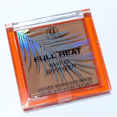Bronceador mate bh Full Heat polvo prensado compacto en tostado toscano, 0,22 OZ Foto 1 de 4