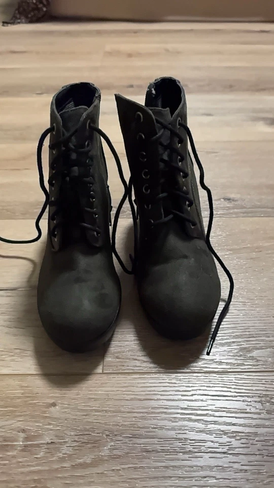 Soda Mujeres Tacones Medianos Botines Combate Suela Plataforma Botines Talla 7 Foto 1 de 4