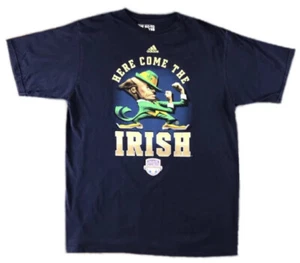 Adidas "Here Comes The Fighting Irish" Herren University Of Notre Dame Sport Shirt - Bild 1 von 6