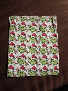 Neu Grinch Bells bedruckt 100% Baumwolle Stoff 28x18 - Bild 1 von 3