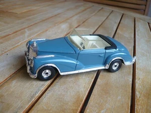 MERCEDES-BENZ 300 S Cabrio Aperto Corgi, 1:36 - Foto 1 di 1