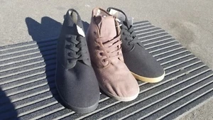 Zapatos Wino Zig Zag chukka negros, marrones, todos negros tallas Ska doo 7-13 nuevos en caja - Imagen 1 de 4