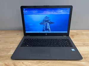 HP 250 G6 15.6” Laptop Intel Core i3, 512GB SSD, 4GB RAM, W11 - Imagen 1 de 5