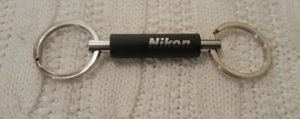 Porta llaves magnético Nikon - Nuevo en paquete sellado - Imagen 1 de 5