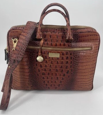 Сумка для ноутбука Brahmin Pecan Melbourne узор крокодил - Изображение 1 из 4