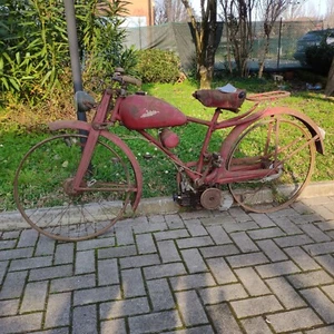 MOSQUITO GARELLI 1960 38A DA RESTAURO CON LIBRETTO ORIGINALE  + MOTORI E RICAMBI - Foto 1 di 22