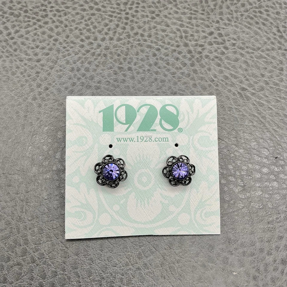 1928 Jewelry Floral Filigree Stud Earrings Purple Crystal Rhinestone Womens 1/2" - Image 1 of 4