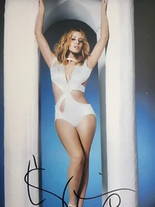 NEW KYLIE MINOGUE SIGNED/ COA PLEASE READ DESCRIPTION - Picture 1 of 1