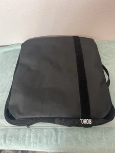 Cojín de asiento de silla de ruedas de bajo perfil ROHO 1R109LPC 2R109LPC MOS1816CA con funda - Imagen 1 de 14