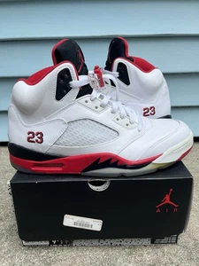 Nike Air Jordan 5 V Rojo Fuego Negro Lengua Talla 9.5 2013 Zapatos Para Hombre Metálicos - Imagen 1 de 21