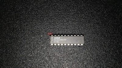Maxim MAX509BCPP 8-Bit Quad R-R DAC PDIP20 X 1PC - Image 1 of 3