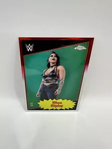 Rhea Ripley 2025 Topps Chrome WWE 1985 Red Refractor #85TC-RR 5/5 - Bild 1 von 3