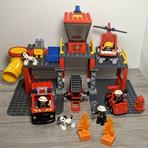 lego duplo 5601 fire station
