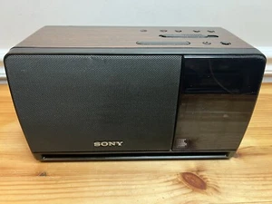 Sony Dream Machine ICF-C900 DualAlarm FM/AM Digital Clock Radio Wood Grain Works - Picture 1 of 9