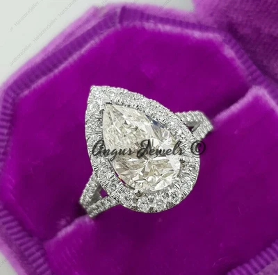 Anillo de compromiso de diamantes creado en laboratorio de 2,60 quilates | Halo de pera oro blanco de 14 quilates Foto 1 de 4
